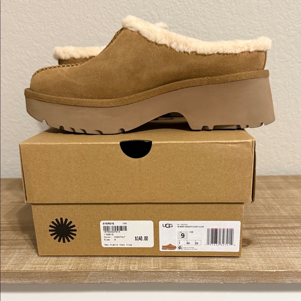 UGG New Heights Cozy Clog Women's Chestnut Suede